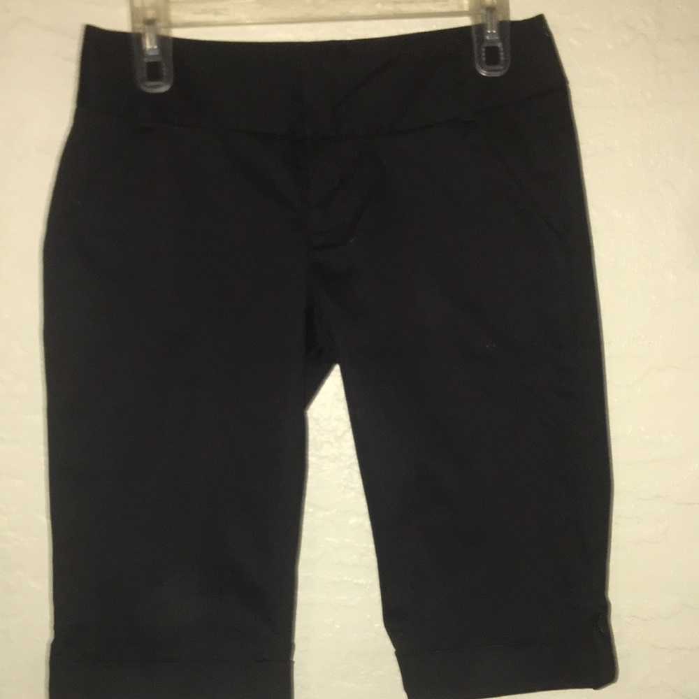 Black dress capris
